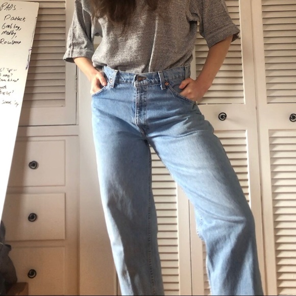 Denim - Vintage Orange Tab Levi’s 550 Cropped Mom Jeans